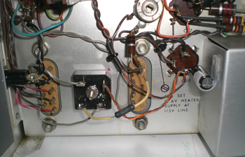 restauration d'un voltmètre à tubes (2)