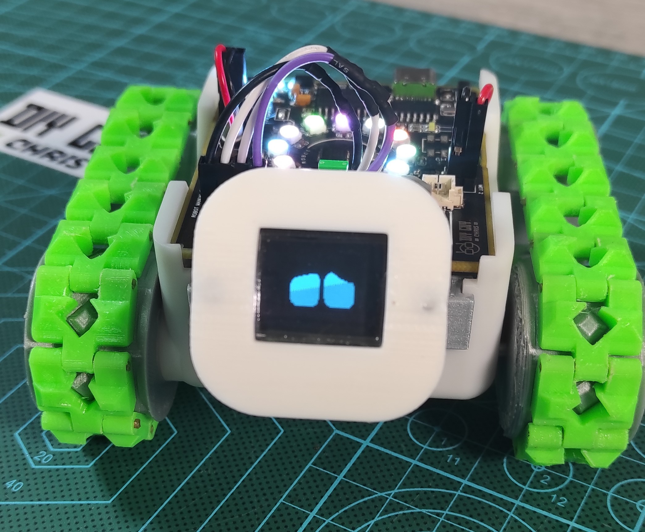 DIY SMARS Robot Version 2.0: Enhanced with new features | Elektor Magazine